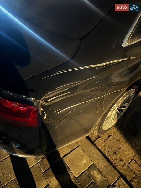 Седан Audi A8 2013 в Львове