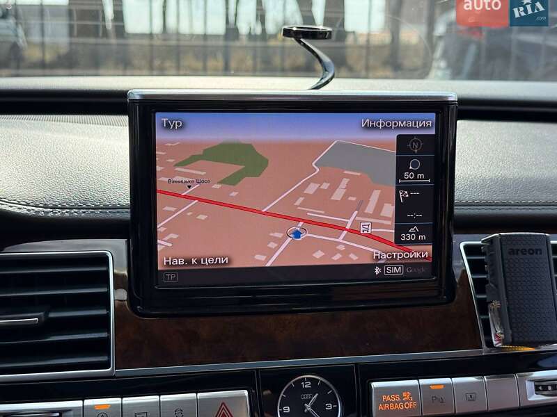 Седан Audi A8 2012 в Хмельницком