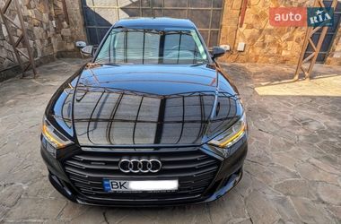 Седан Audi A8 2020 в Ровно