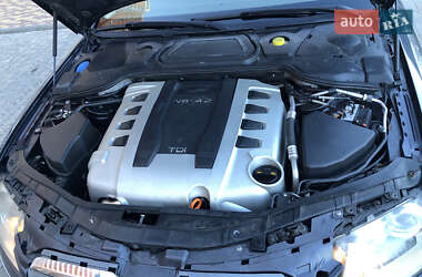 Седан Audi A8 2006 в Одессе