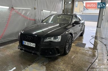 Седан Audi A8 2011 в Ровно