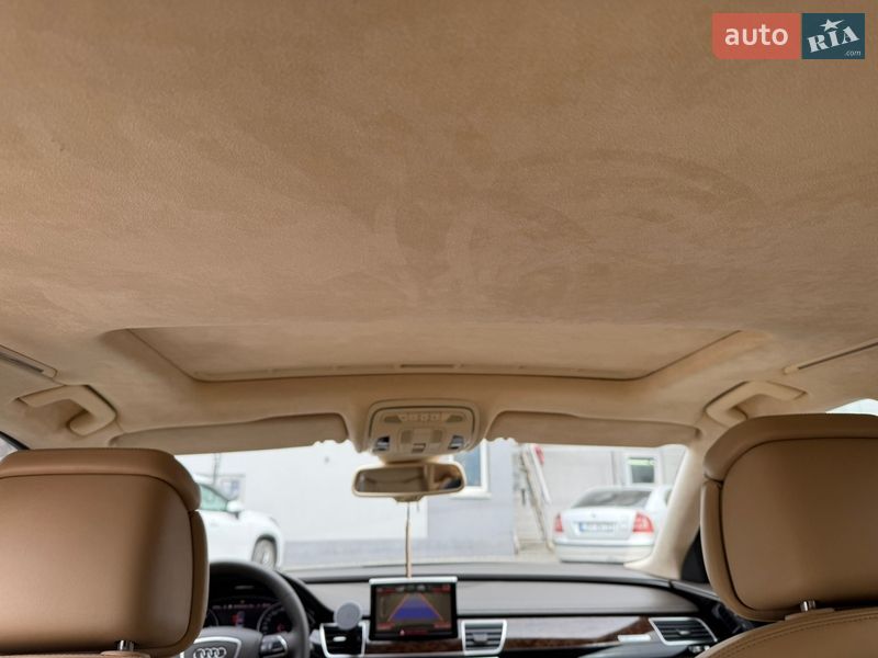Седан Audi A8 2011 в Рівному