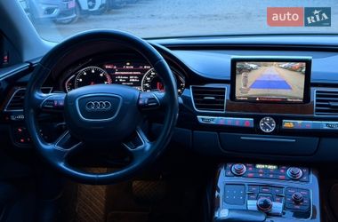 Седан Audi A8 2012 в Черновцах
