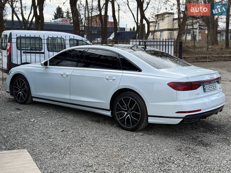 Седан Audi A8 2020 в Хмельницькому