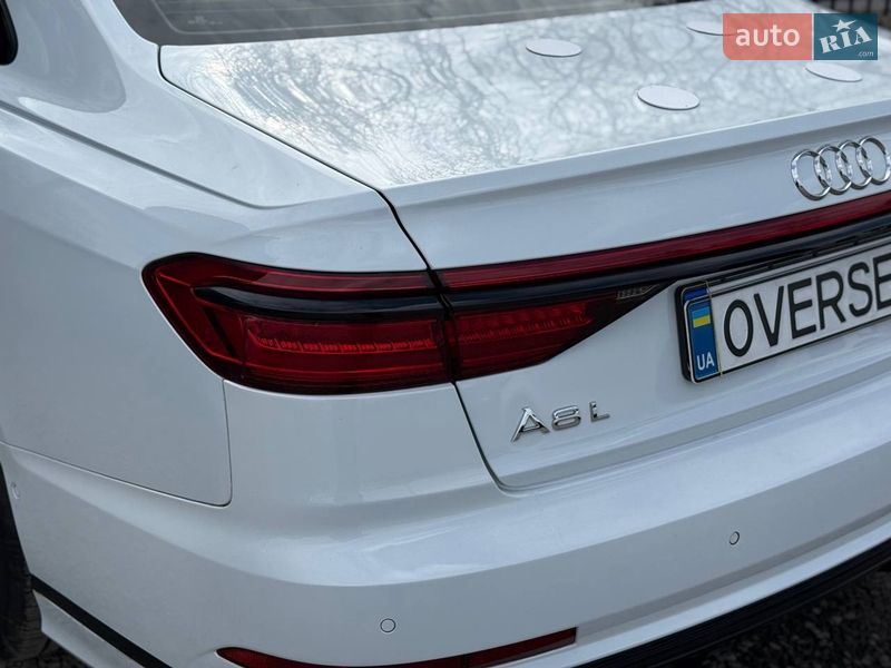 Седан Audi A8 2020 в Хмельницькому