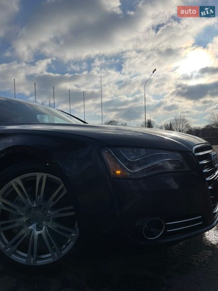 Седан Audi A8 2013 в Кропивницком