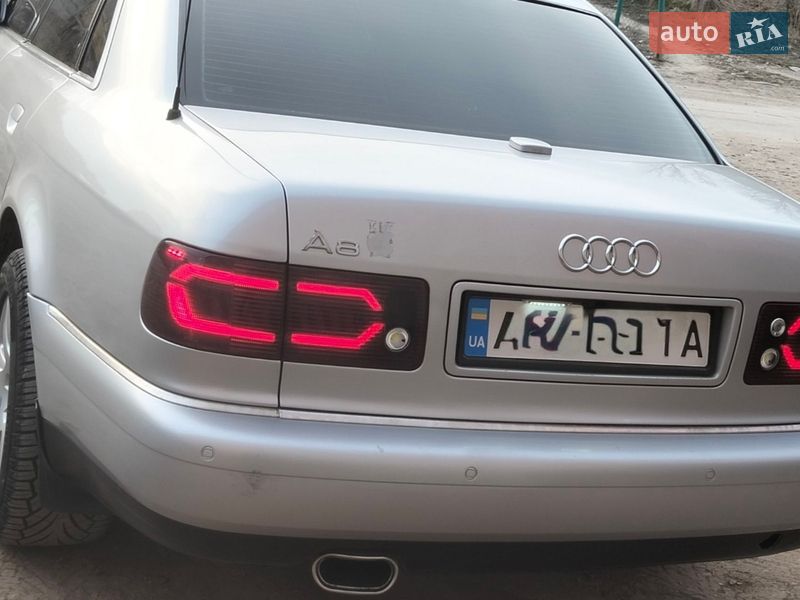 Седан Audi A8 2001 в Ивано-Франковске