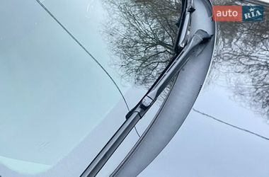 Седан Audi A8 2004 в Днепре