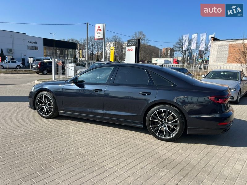 Седан Audi A8 2019 в Полтаве