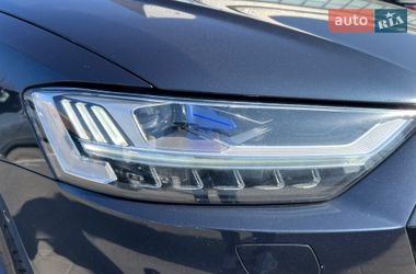 Седан Audi A8 2019 в Полтаве
