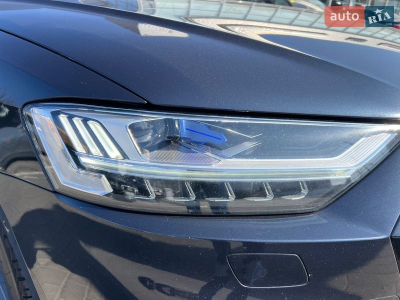 Седан Audi A8 2019 в Полтаве