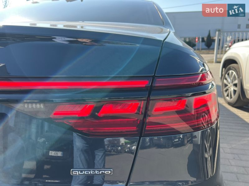 Седан Audi A8 2019 в Полтаве