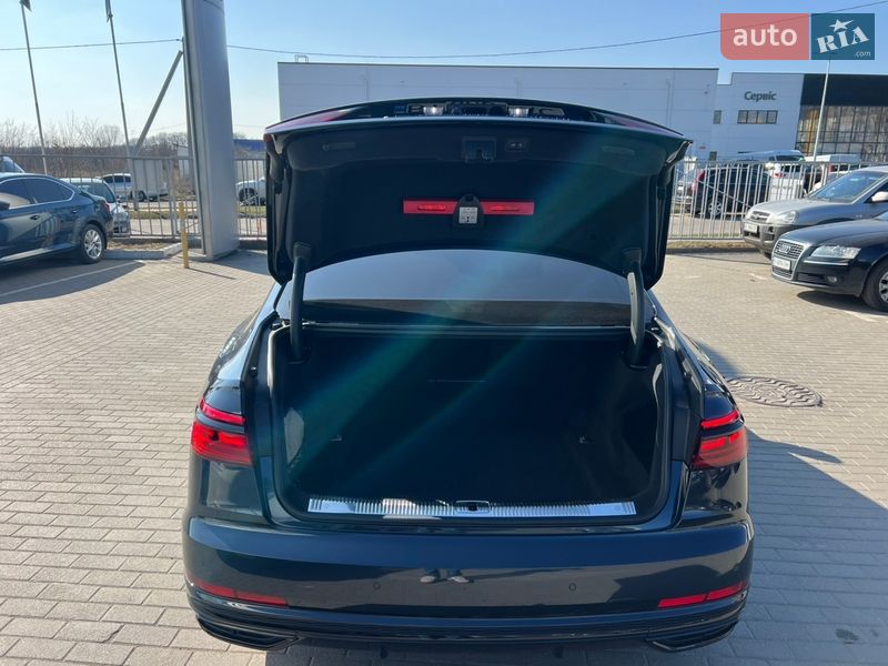 Седан Audi A8 2019 в Полтаве