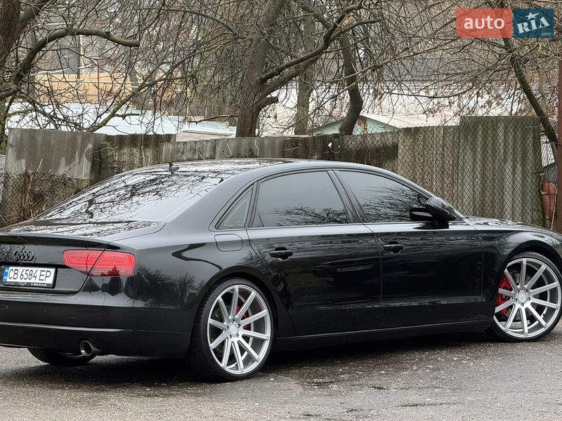 Седан Audi A8 2012 в Николаеве