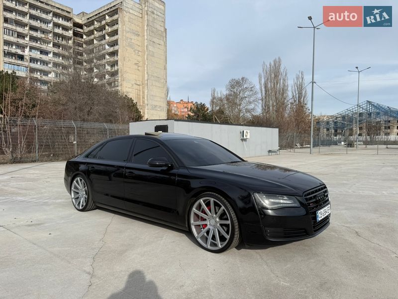 Седан Audi A8 2012 в Николаеве