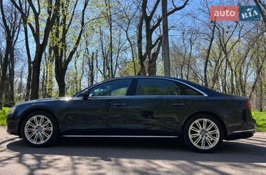 Седан Audi A8 2016 в Одесі