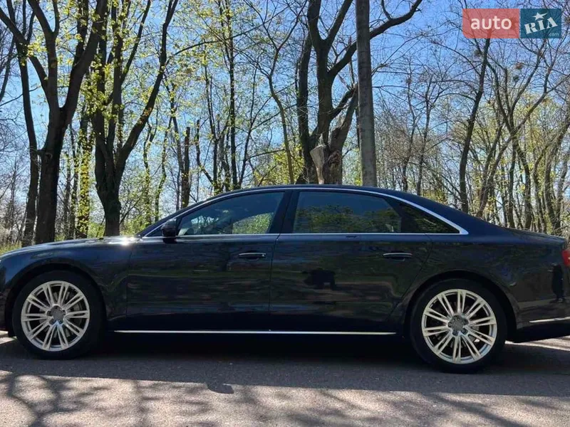 Audi A8 2016 VIN WAU34AFDXGN018422 фото оголошення 2 з 38