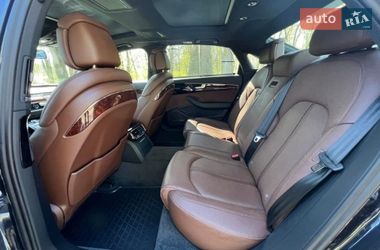 Седан Audi A8 2016 в Одесі