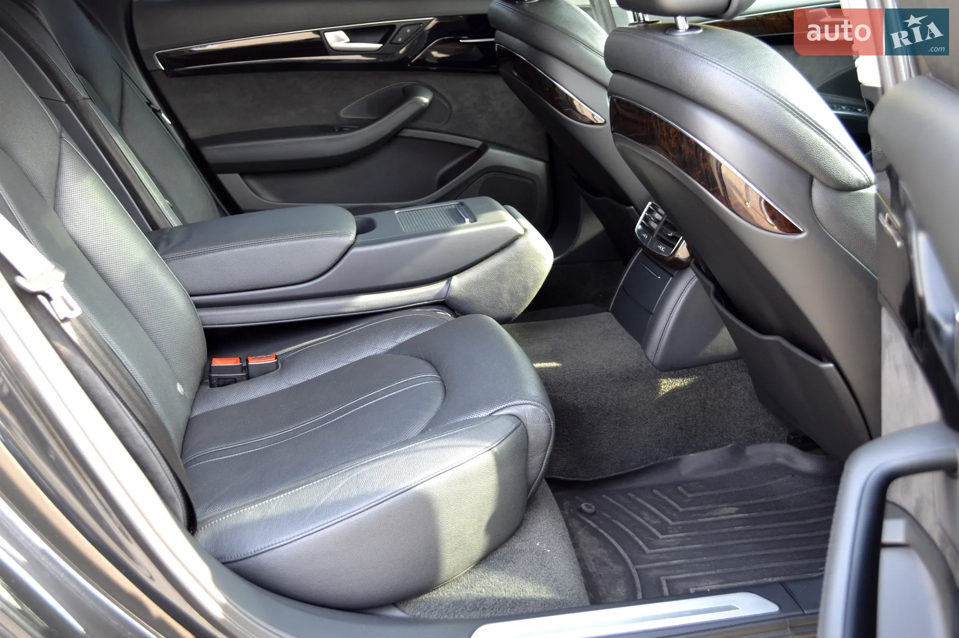 2012 Audi A8 - мініатюра 36