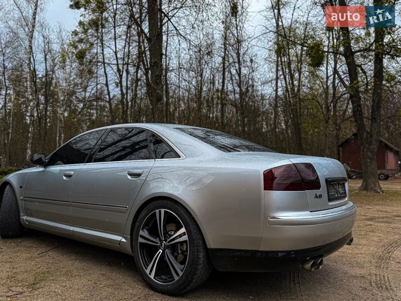 Седан Audi A8 2006 в Киеве
