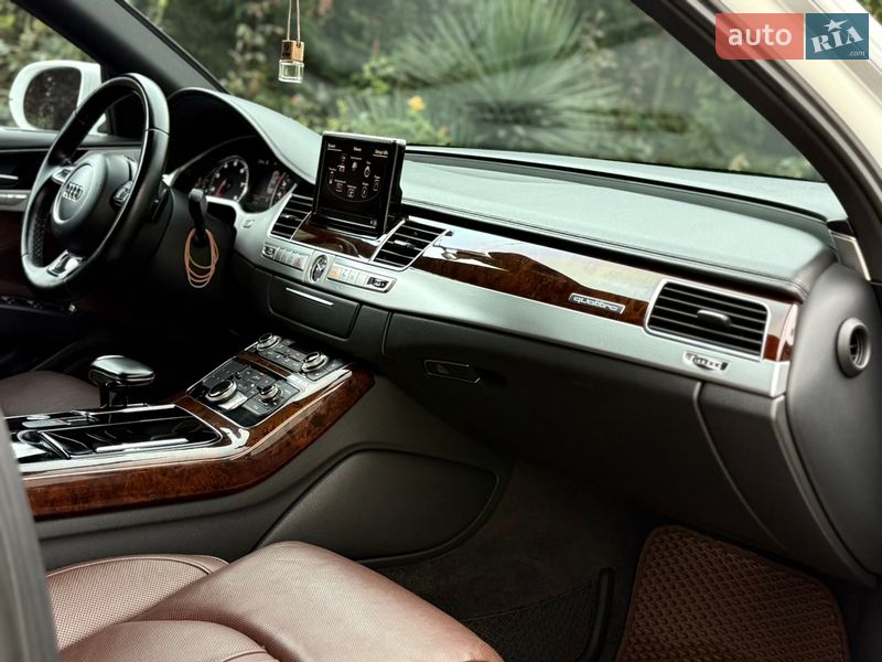 Седан Audi A8 2012 в Южноукраинске фото 31 Седан Audi A8 2012 в Южноукраинске