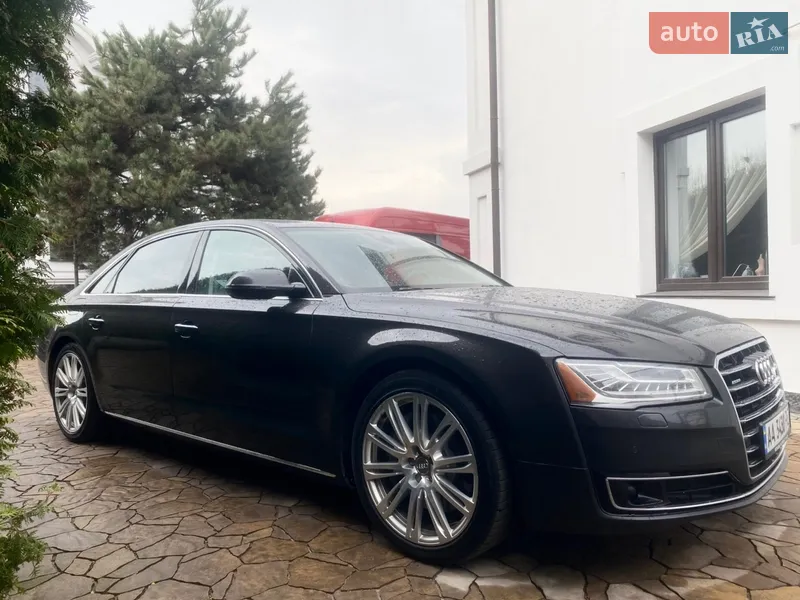 Audi A8
