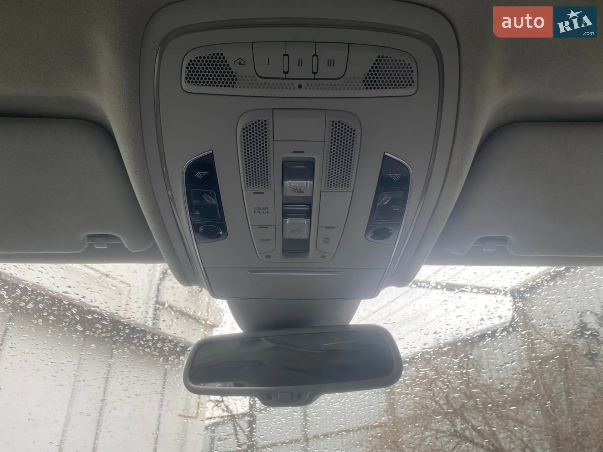 2015 Audi A8 - мініатюра 23