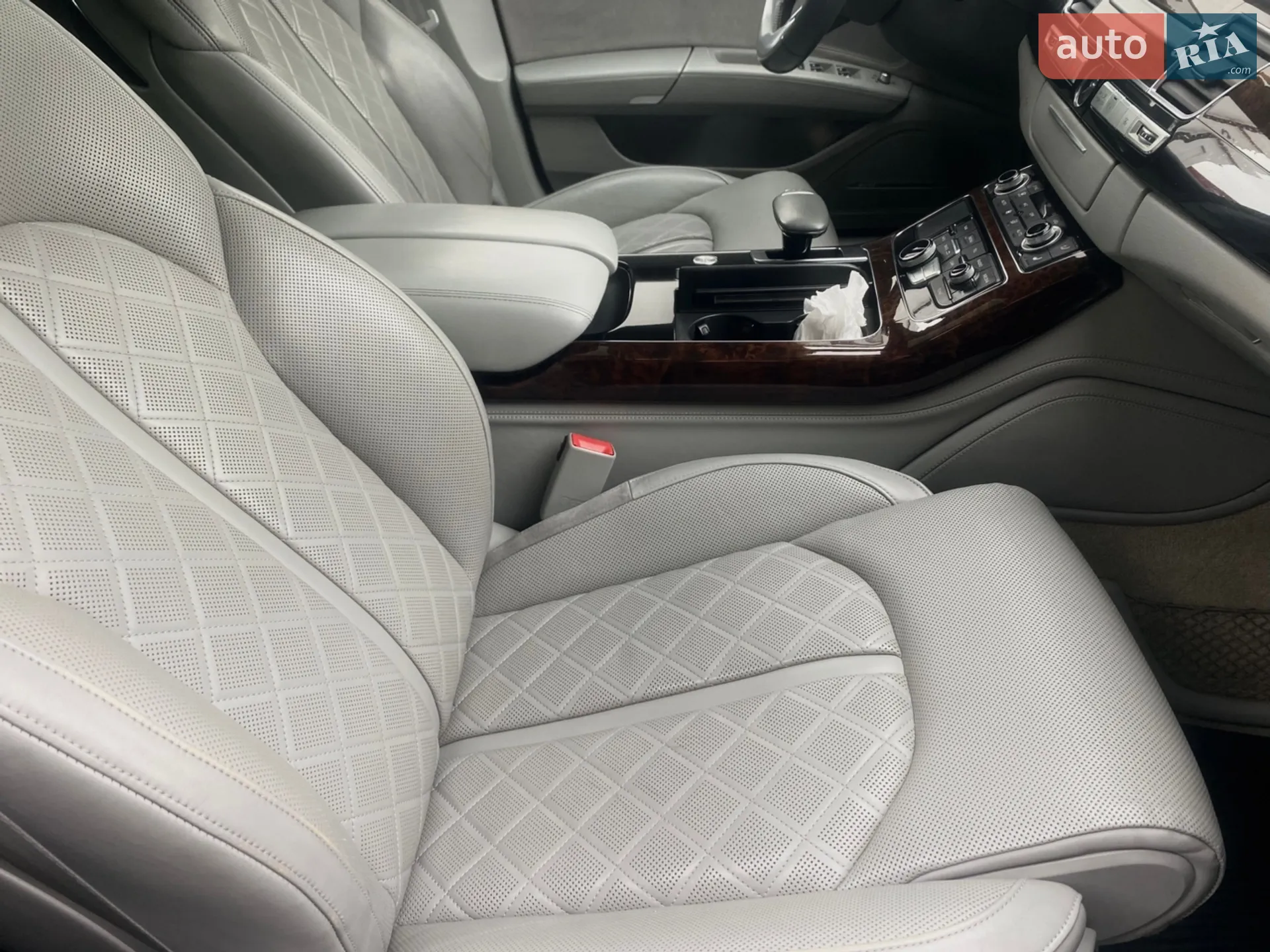 2015 Audi A8 - мініатюра 26