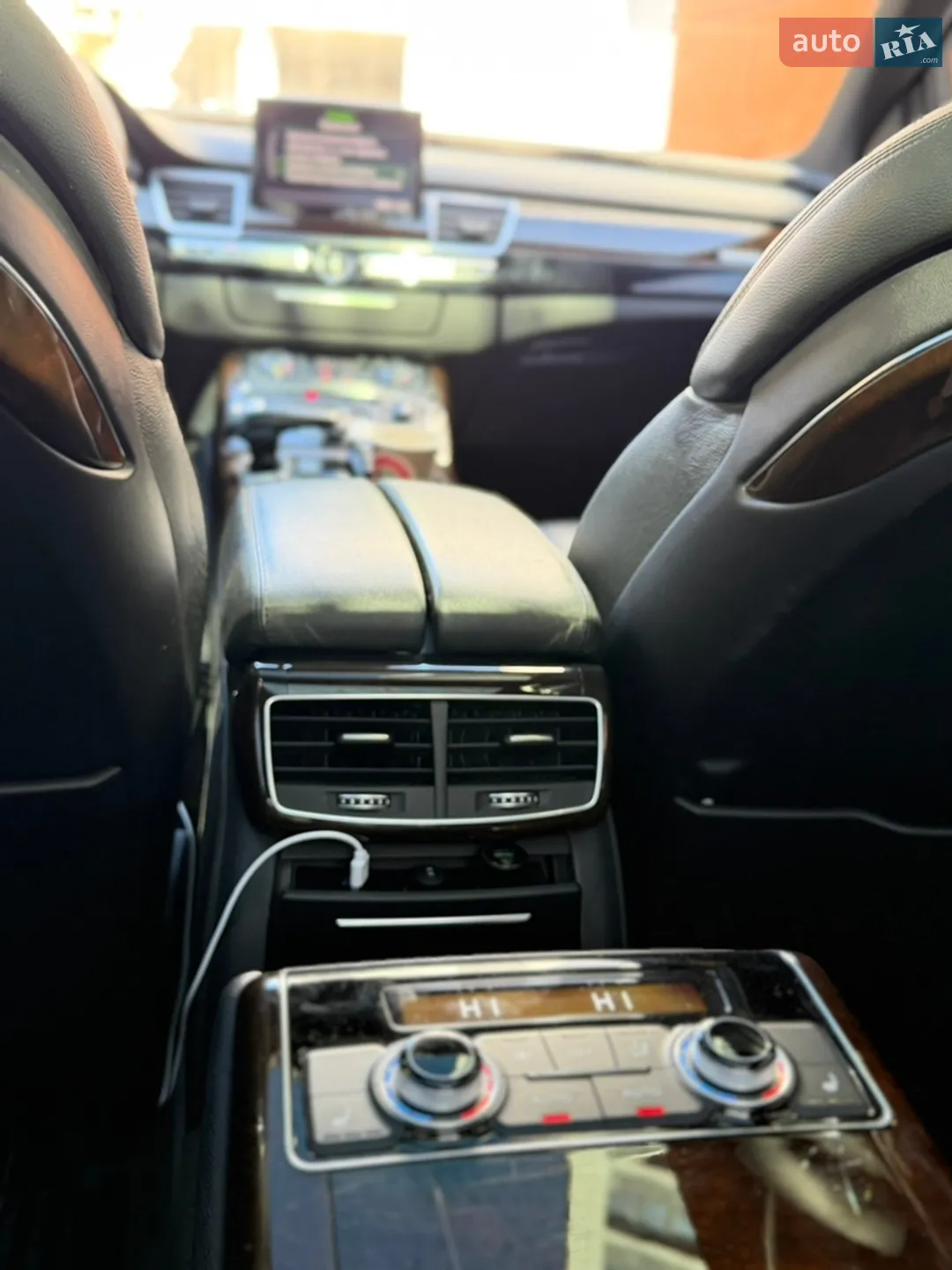 2015 Audi A8 - мініатюра 9