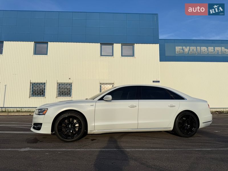 Седан Audi A8 2014 в Николаеве