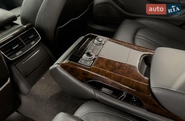 Седан Audi A8 2014 в Киеве