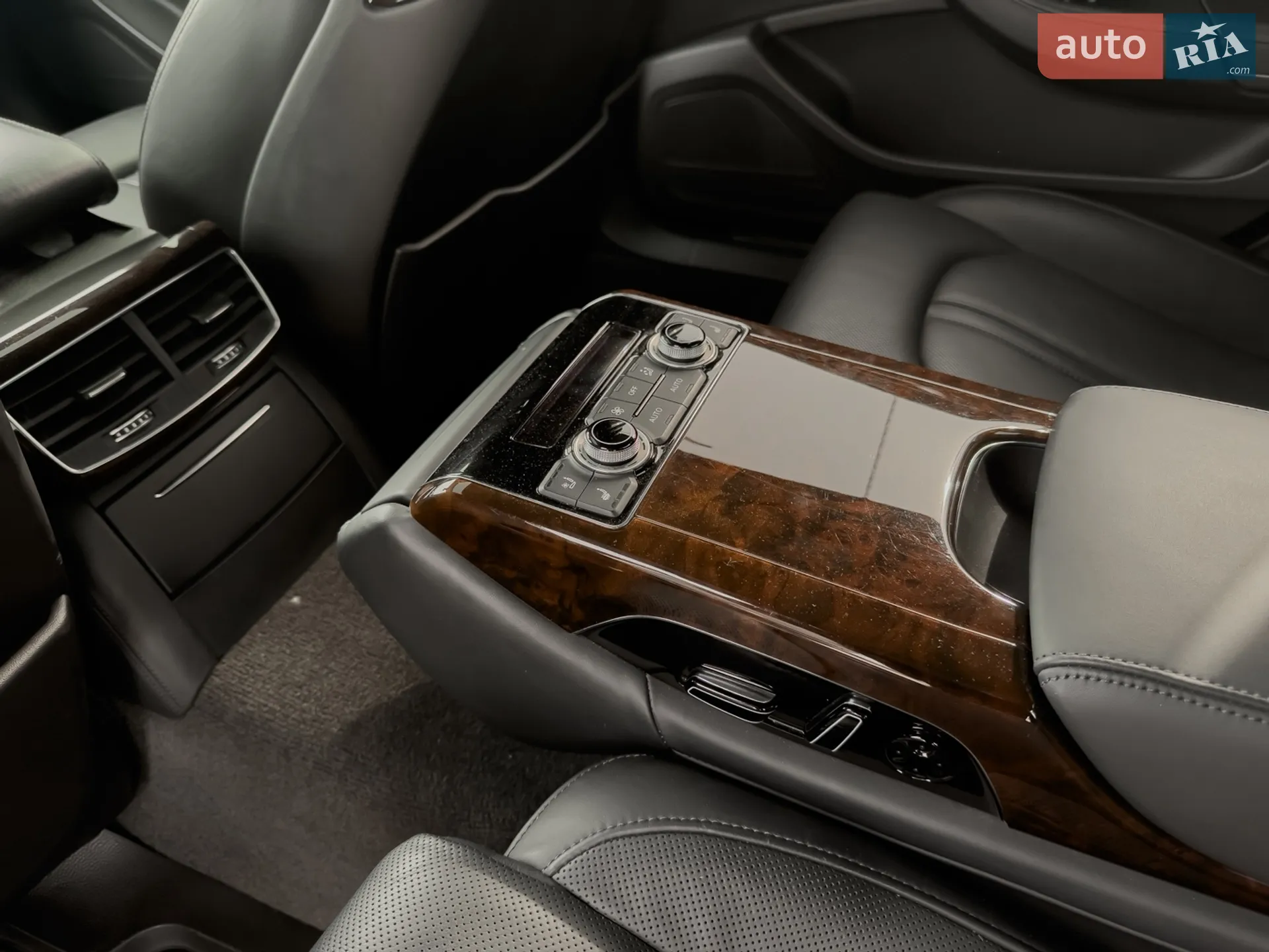 2014 Audi A8 - мініатюра 25