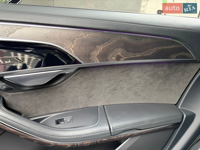 Седан Audi A8 2020 в Києві