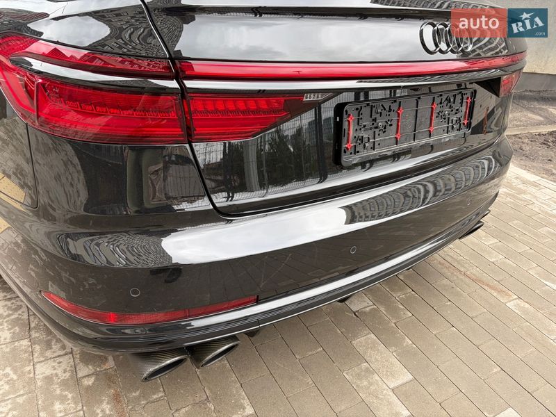 Седан Audi A8 2020 в Києві