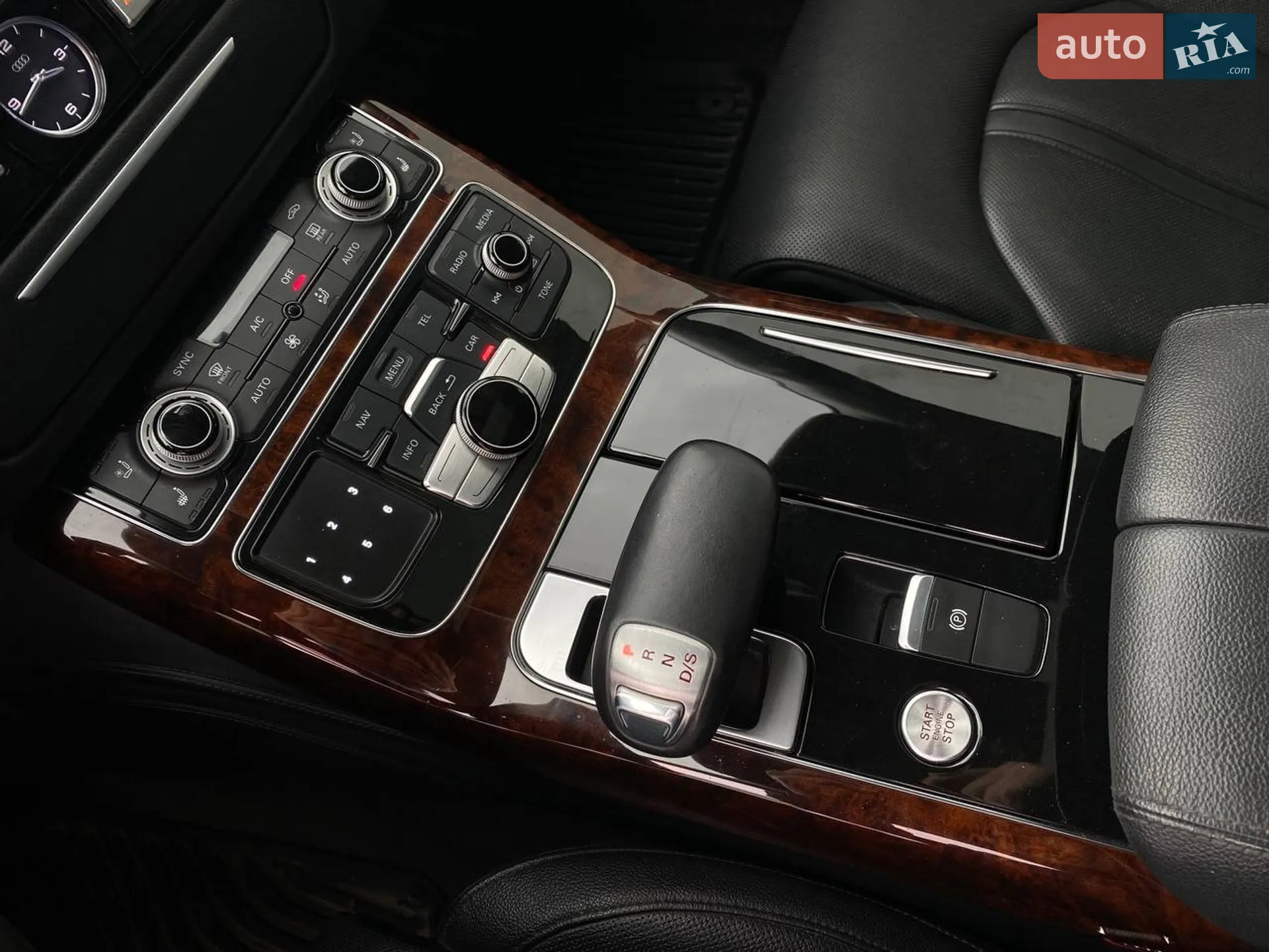 2013 Audi A8 - мініатюра 20