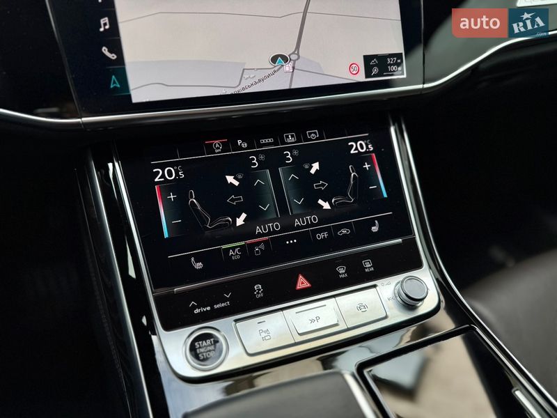 Седан Audi A8 2021 в Львове