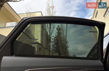 Седан Audi A8 2021 в Львове