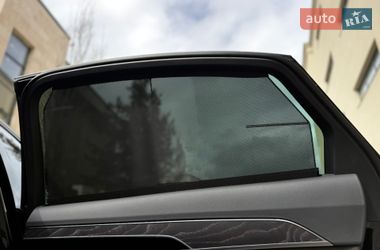 Седан Audi A8 2021 в Львове