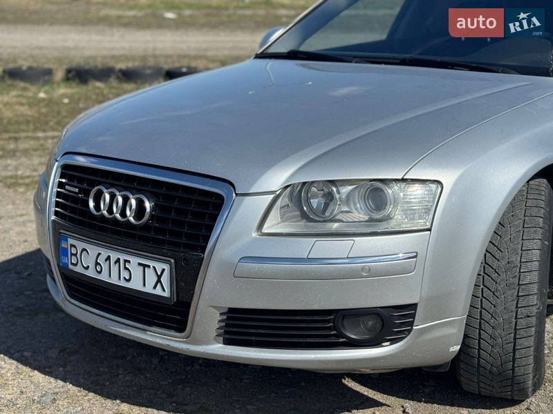 Седан Audi A8 2007 в Львові