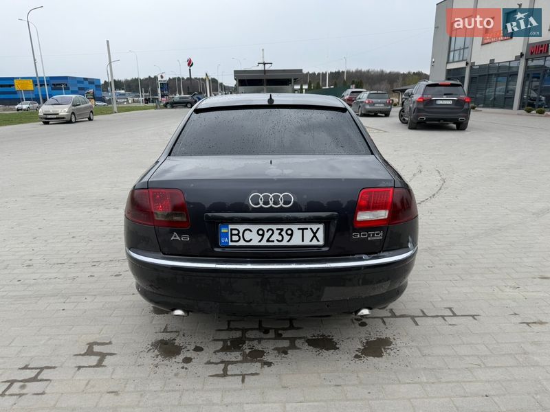 Седан Audi A8 2004 в Львові