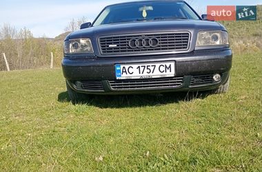 Седан Audi A8 2001 в Ужгороді