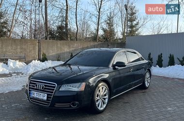 Седан Audi A8 2013 в Костополе