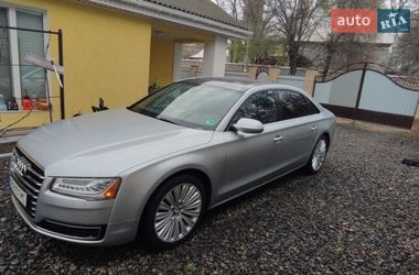Седан Audi A8 2014 в Бершади