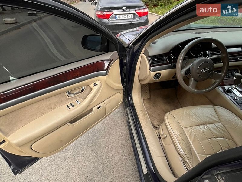 Седан Audi A8 2003 в Києві