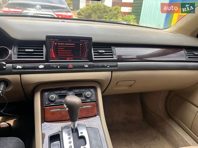 Седан Audi A8 2003 в Києві