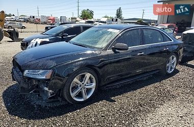 Седан Audi A8 2017 в Киеве