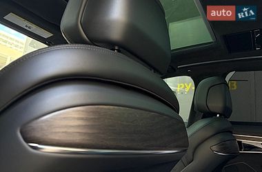Седан Audi A8 2020 в Києві