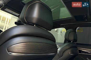Седан Audi A8 2020 в Києві