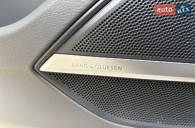 Седан Audi A8 2020 в Києві