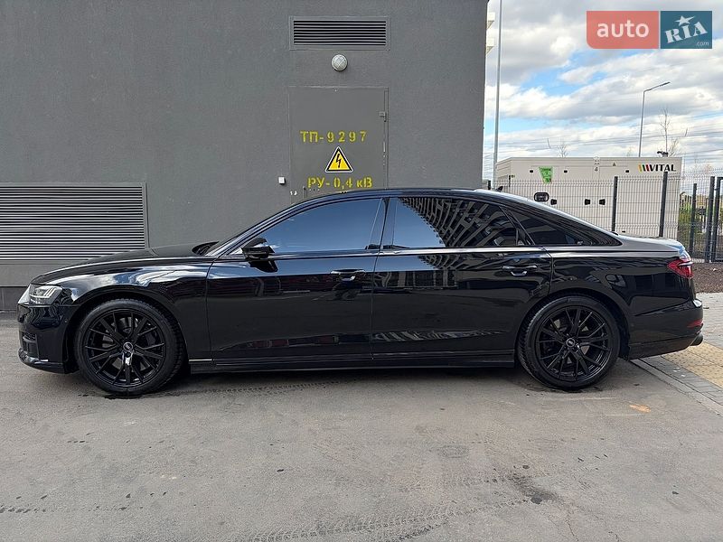 Седан Audi A8 2020 в Києві